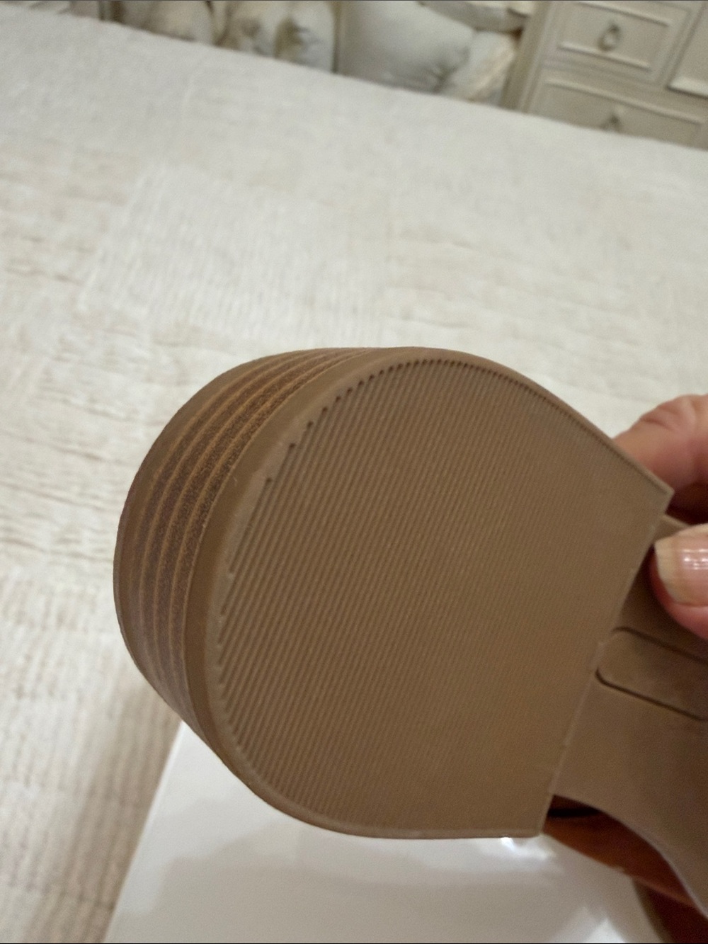 Wonderly Rust Brown Suede Studded Mules - Picture 4 of 5